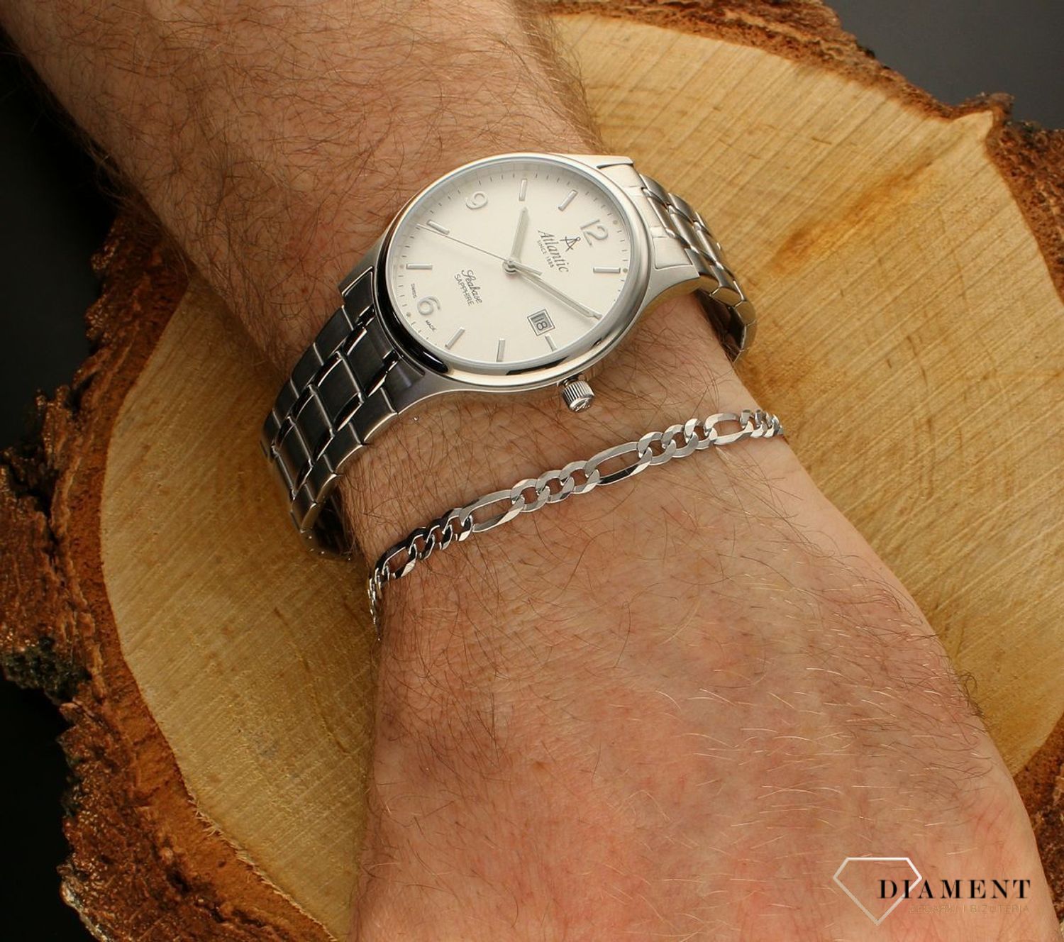 Bransoleta srebrna 925 figaro 4,5 mm rodowana DIA-BRA-565165R-120 925 4,5mm. Rodowana bransoletka wykonana jest z najwyższej próby srebra 925 o splocie figaro. Bransoletka srebrna o wadze 4,10 gram, długości 21 cm oraz szerokości 4 (5).jpg